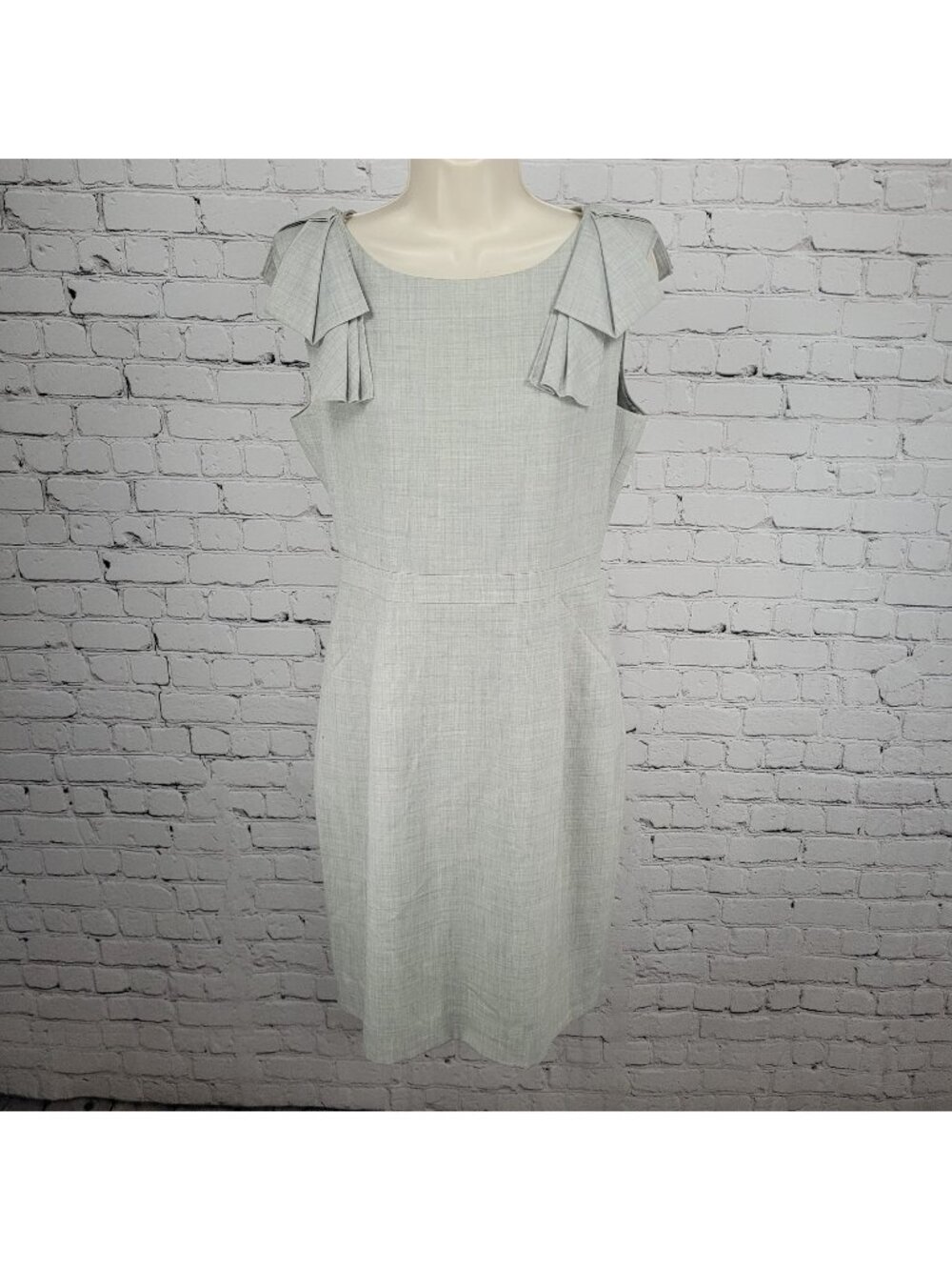 J.CREW Gray Wool Sleeveless Ruffled Shoulder Lined Back Slit Zip Sheath Dress 6